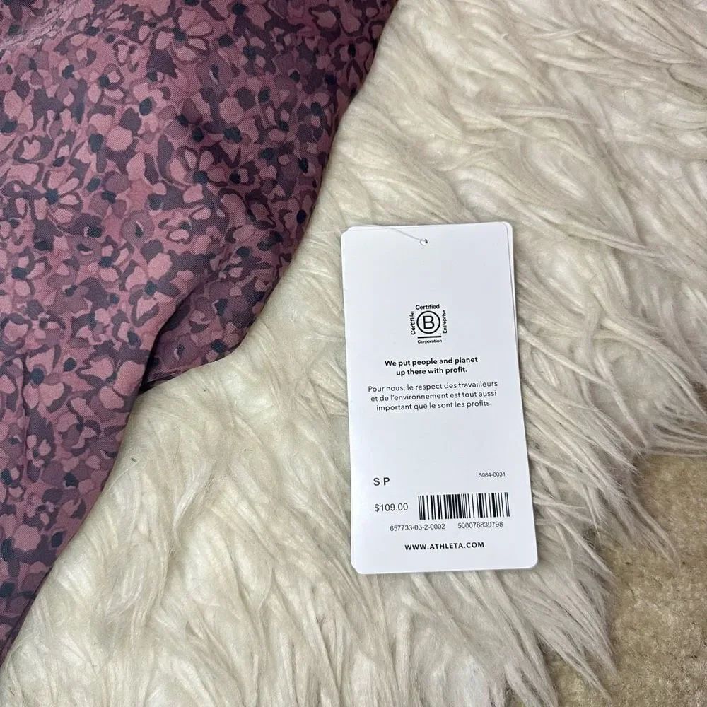 Athleta Keyhole One Piece Swimsuit - Picture 12 of 12